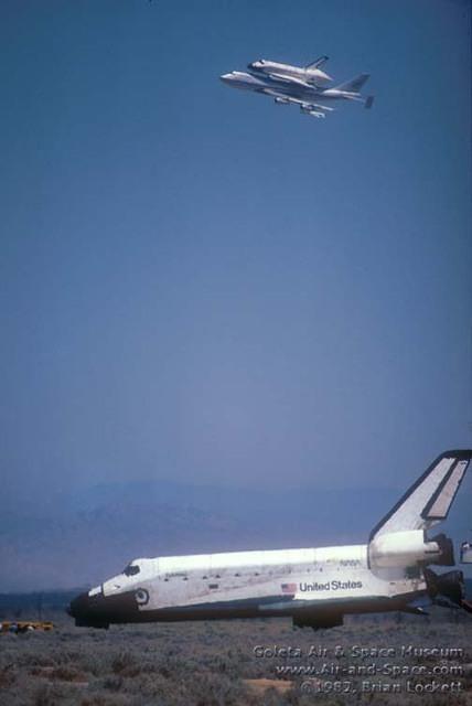 3_17_Columbia_747_SCA_Challenger_flyby_l